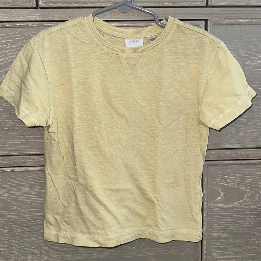 Zara T-Shirt